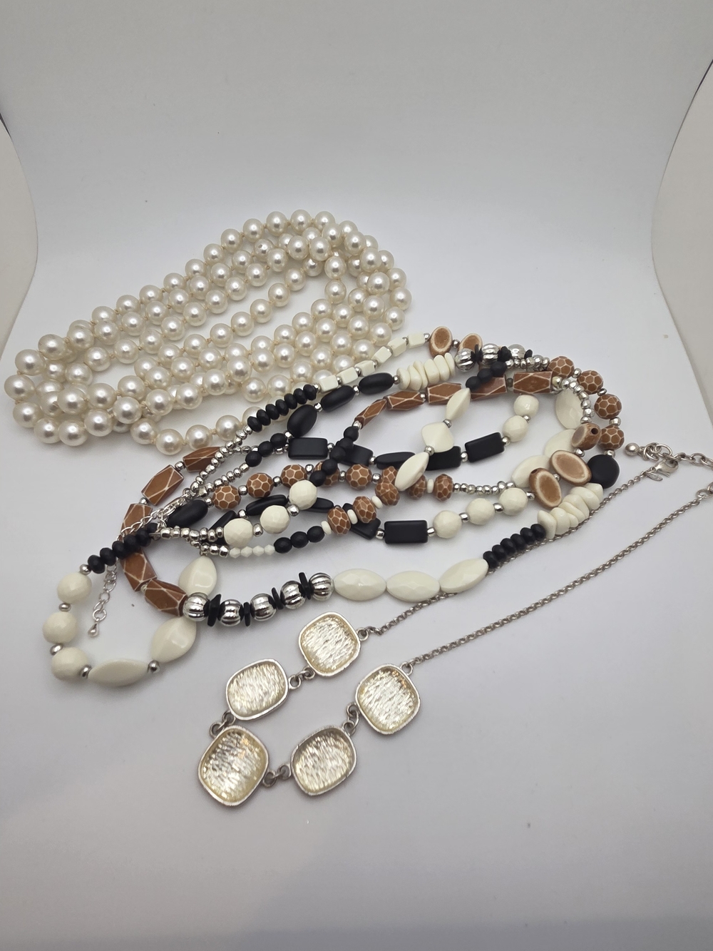 3pc Vintage & Retro Necklace Lot - Avon Gold Station, Beaded Strand, Faux Pearls